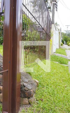 Casa à venda com 220m², 3 quartos e 4 vagasPlaquinha
