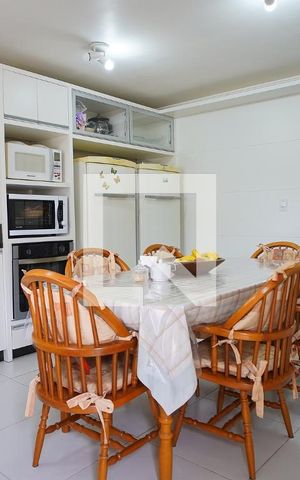 Casa à venda com 220m², 3 quartos e 4 vagasCozinha