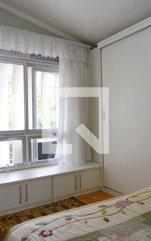 Casa à venda com 220m², 3 quartos e 4 vagasSuíte