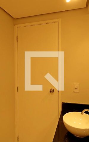 Apartamento para alugar com 77m², 2 quartos e 2 vagasLavabo