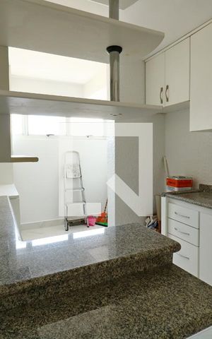 Apartamento para alugar com 77m², 2 quartos e 2 vagasCozinha