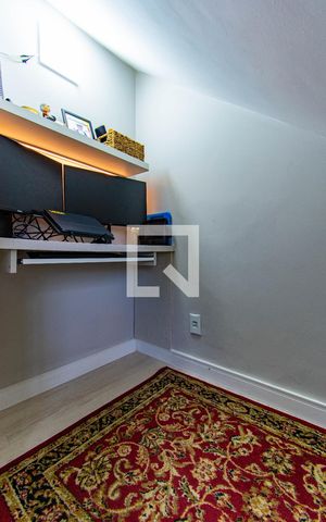 Casa à venda com 105m², 2 quartos e 2 vagas Casa à venda com 105m², 2 quartos e 2 vagasVARANDA