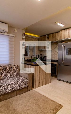 Casa à venda com 105m², 2 quartos e 2 vagas Casa à venda com 105m², 2 quartos e 2 vagasSALA