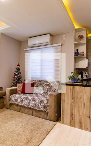 Casa à venda com 105m², 2 quartos e 2 vagas Casa à venda com 105m², 2 quartos e 2 vagasCOZINHA
