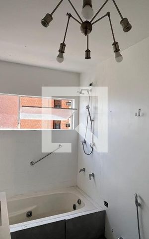 Apartamento à venda com 150m², 3 quartos e 1 vaga Apartamento à venda com 150m², 3 quartos e 1 vagaBanheiro 2
