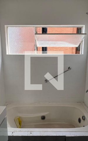 Apartamento à venda com 150m², 3 quartos e 1 vaga Apartamento à venda com 150m², 3 quartos e 1 vagaBanheiro 2