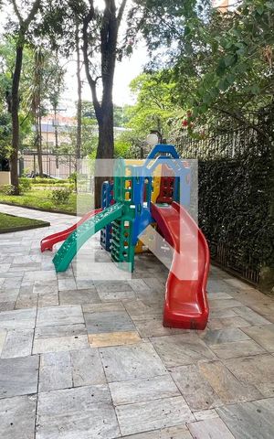 Apartamento à venda com 150m², 3 quartos e 1 vaga Apartamento à venda com 150m², 3 quartos e 1 vagaPlayground