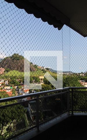 Apartamento à venda com 126m², 3 quartos e 2 vagas Apartamento à venda com 126m², 3 quartos e 2 vagasVaranda da Sala
