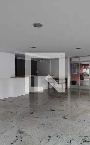 Apartamento à venda com 126m², 3 quartos e 2 vagas Apartamento à venda com 126m², 3 quartos e 2 vagasÁrea comum - Salão de festas