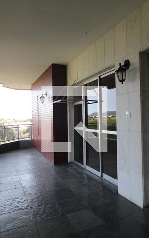 Apartamento à venda com 126m², 3 quartos e 2 vagas Apartamento à venda com 126m², 3 quartos e 2 vagasVaranda da sala