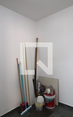 Apartamento à venda com 126m², 3 quartos e 2 vagas Apartamento à venda com 126m², 3 quartos e 2 vagasQuarto de Serviço