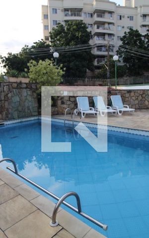 Apartamento à venda com 126m², 3 quartos e 2 vagas Apartamento à venda com 126m², 3 quartos e 2 vagasÁrea comum - Piscina