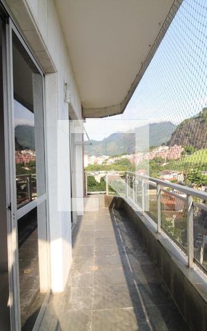 Apartamento à venda com 126m², 3 quartos e 2 vagas Apartamento à venda com 126m², 3 quartos e 2 vagasVaranda do quarto 2/suíte