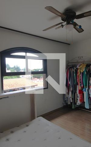 Casa à venda com 230m², 3 quartos e 4 vagasQuarto 2