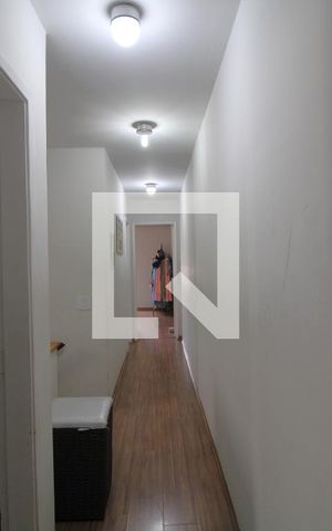 Casa à venda com 230m², 3 quartos e 4 vagasCorredor