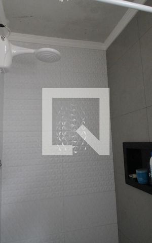 Casa à venda com 230m², 3 quartos e 4 vagasChuveiro banheiro comum