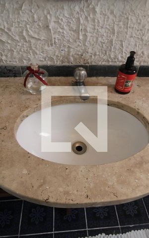 Casa à venda com 230m², 3 quartos e 4 vagasPia do lavabo