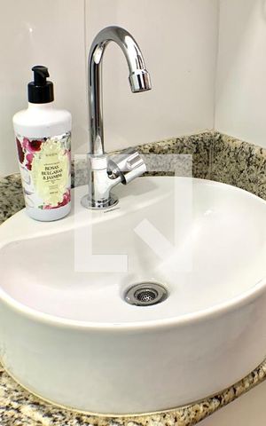 Apartamento para alugar com 24m², 1 quarto e sem vagaBanheiro