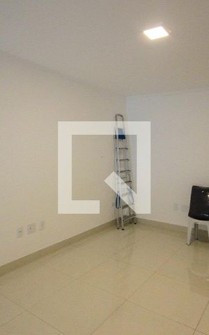 Casa à venda com 424m², 3 quartos e 2 vagas Casa à venda com 424m², 3 quartos e 2 vagasSala
