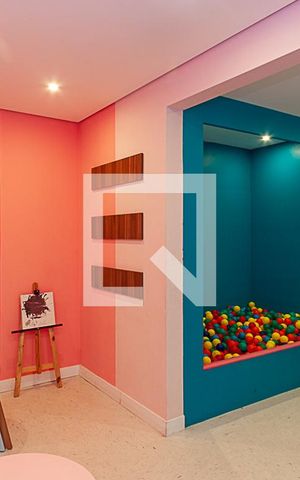Apartamento à venda com 28m², 1 quarto e sem vaga Apartamento à venda com 28m², 1 quarto e sem vagaBrinquedoteca