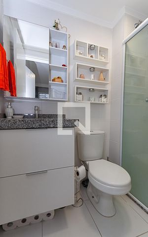 Apartamento à venda com 28m², 1 quarto e sem vaga Apartamento à venda com 28m², 1 quarto e sem vagaBanheiro Suite