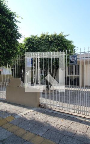Casa à venda com 140m², 2 quartos e 3 vagasFachada