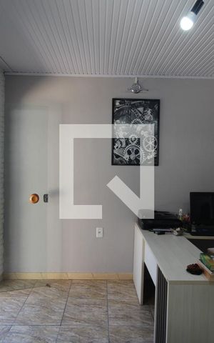Casa à venda com 140m², 2 quartos e 3 vagasEscritório