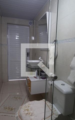 Casa à venda com 140m², 2 quartos e 3 vagasBanheiro de serviço