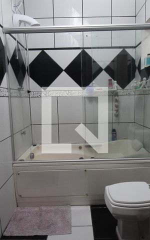 Casa à venda com 140m², 2 quartos e 3 vagasBanheiro 2
