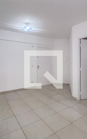 Apartamento à venda com 35m², 1 quarto e 1 vaga Apartamento à venda com 35m², 1 quarto e 1 vagaSala
