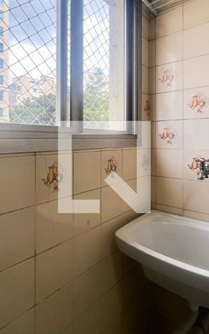 Apartamento à venda com 35m², 1 quarto e 1 vaga Apartamento à venda com 35m², 1 quarto e 1 vagaÁrea de Serviço
