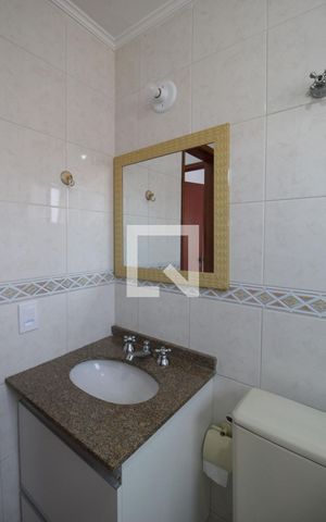 Apartamento para alugar com 62m², 2 quartos e 1 vagaBanheiro