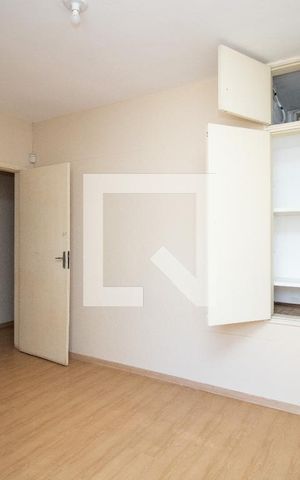 Casa à venda com 142m², 3 quartos e 2 vagas Casa à venda com 142m², 3 quartos e 2 vagasQuarto 2, armários