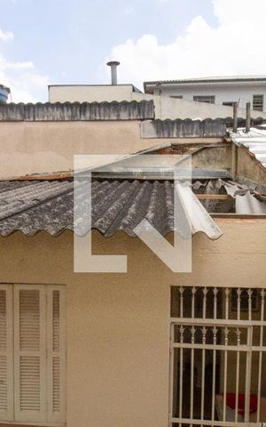 Casa à venda com 142m², 3 quartos e 2 vagas Casa à venda com 142m², 3 quartos e 2 vagasQuarto 3, vista para edícula