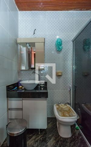 Casa à venda com 406m², 3 quartos e 3 vagas Casa à venda com 406m², 3 quartos e 3 vagasBanheiro da Suíte