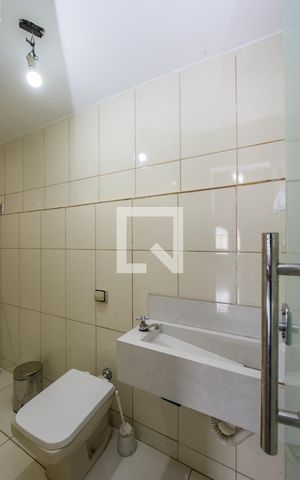 Casa à venda com 406m², 3 quartos e 3 vagas Casa à venda com 406m², 3 quartos e 3 vagasBanheiro - Salão de Festas