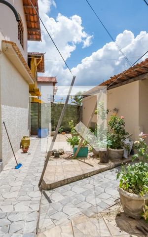 Casa à venda com 406m², 3 quartos e 3 vagas Casa à venda com 406m², 3 quartos e 3 vagasQuintal