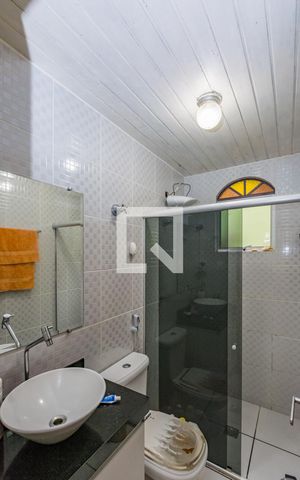 Casa à venda com 406m², 3 quartos e 3 vagas Casa à venda com 406m², 3 quartos e 3 vagasBanheiro Social 1