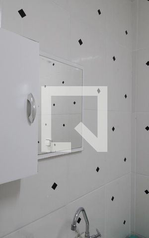 Casa à venda com 80m², 3 quartos e 2 vagasBanheiro