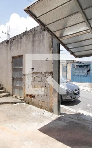 Casa à venda com 80m², 3 quartos e 2 vagasGaragem