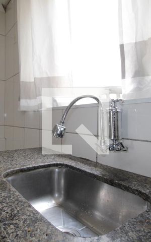 Casa à venda com 80m², 3 quartos e 2 vagasCozinha