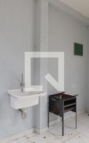 Casa à venda com 80m², 3 quartos e 2 vagasÁrea de Serviço