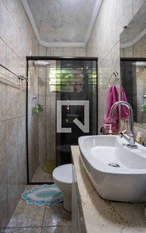 Casa à venda com 120m², 3 quartos e 1 vagaBanheiro 2