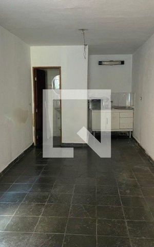 Casa à venda com 200m², 6 quartos e 4 vagas