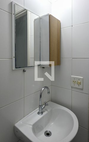 Apartamento à venda com 62m², 3 quartos e 2 vagas Apartamento à venda com 62m², 3 quartos e 2 vagasBanheiro Social