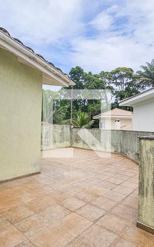Casa de condomínio para alugar com 420m², 6 quartos e 5 vagas Casa de condomínio para alugar com 420m², 6 quartos e 5 vagasVaranda