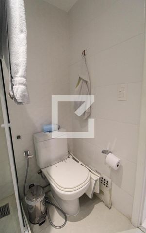 Apartamento à venda com 90m², 3 quartos e 2 vagas Apartamento à venda com 90m², 3 quartos e 2 vagasBanheiro Social