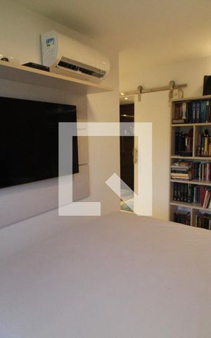 Apartamento à venda com 90m², 3 quartos e 2 vagas Apartamento à venda com 90m², 3 quartos e 2 vagasSuíte