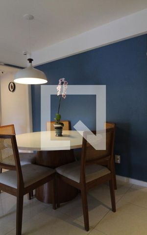 Apartamento à venda com 90m², 3 quartos e 2 vagas Apartamento à venda com 90m², 3 quartos e 2 vagasSala