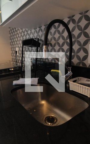 Apartamento à venda com 90m², 3 quartos e 2 vagas Apartamento à venda com 90m², 3 quartos e 2 vagasCozinha e Área de Serviço